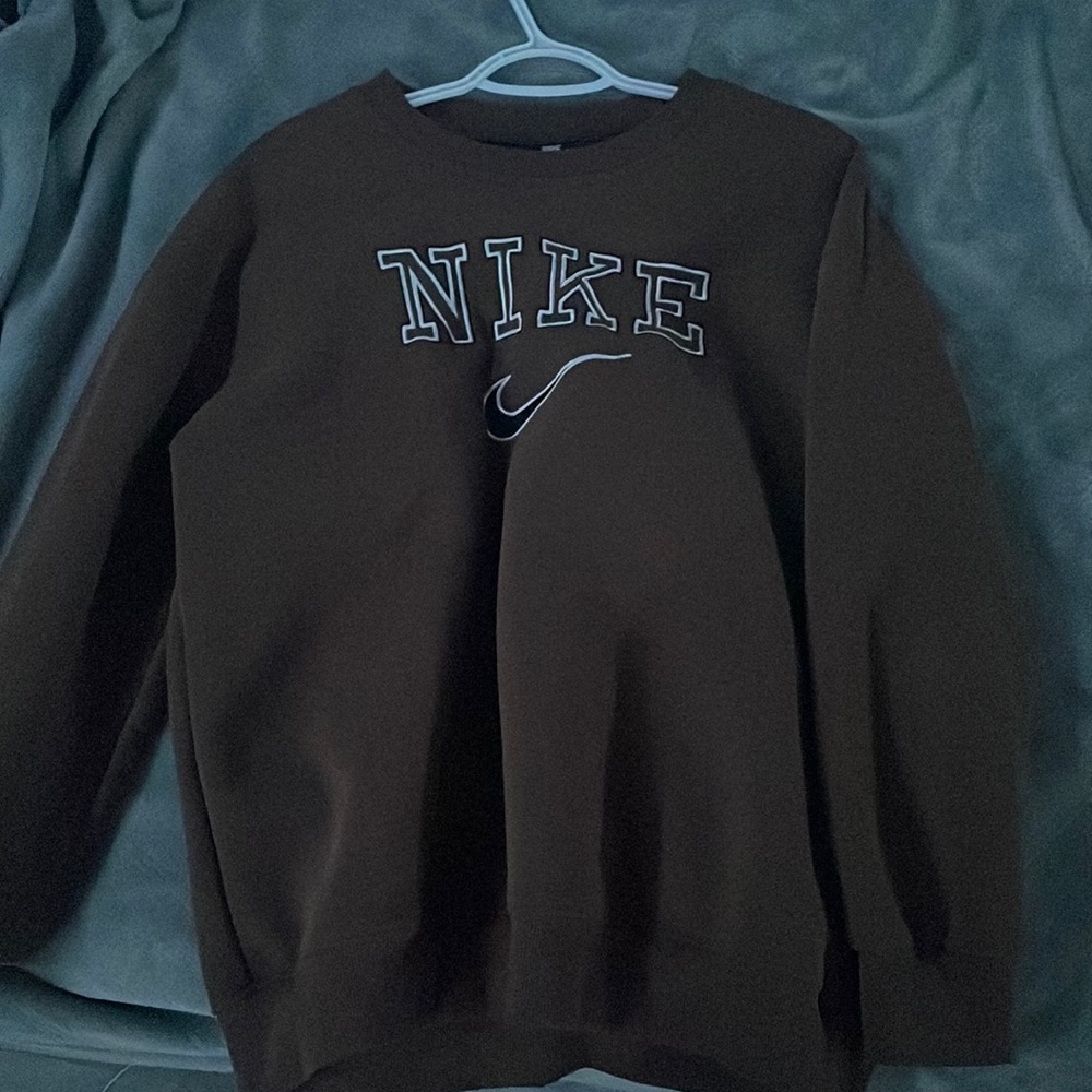 Nike crew